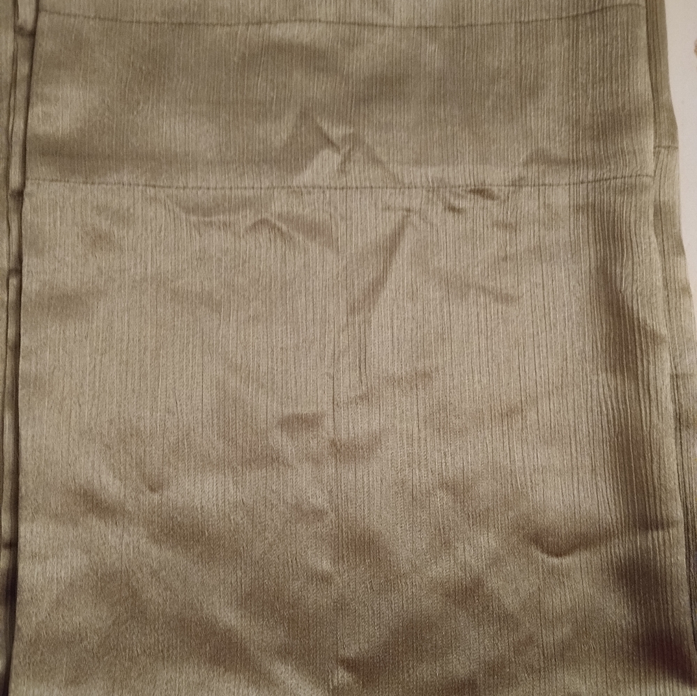 Curtains - Picture 2 of 3